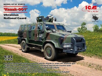 ICM ICM35015 1/35 Kozak - 001 - Ukrainian National Guard ( early Kozak -2 )