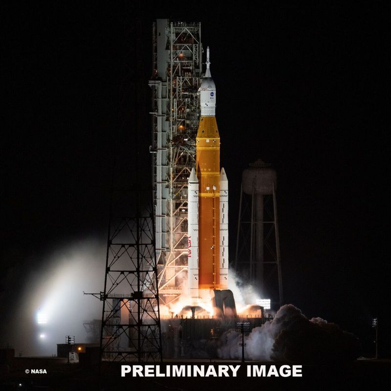 Revell REV03760 1/144 NASA Artemis Space Launch System ( SLS )