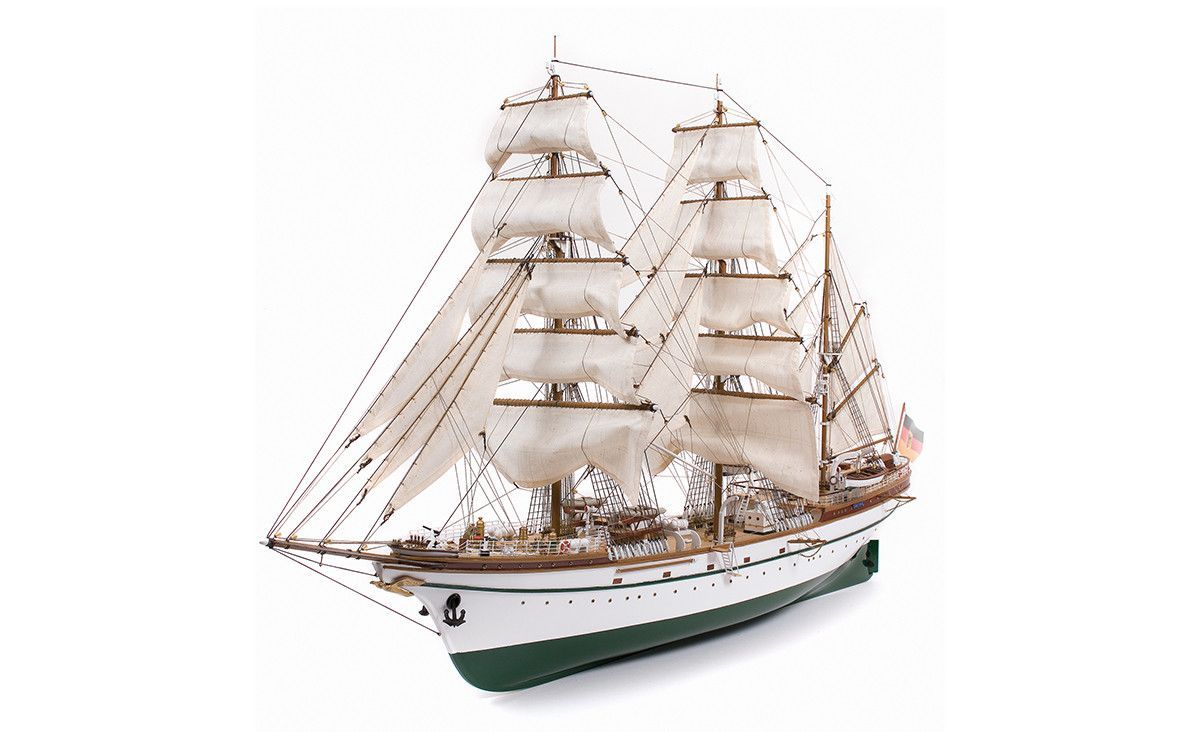 Occre OCR15003 1/95 Gorch Fock , Montagebausatz aus Holz und Metall Occre OCR15003 1/95 Gorch Fock , Montagebausatz aus Holz und Metall