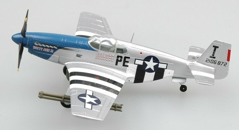 TRUMPETER TR36355 _V 1/72 North American P-51 B 'PATTY ANN' - Fertigmodell TRUMPETER TR36355 _V 1/72 North American P-51 B 'PATTY ANN' - Fertigmodell