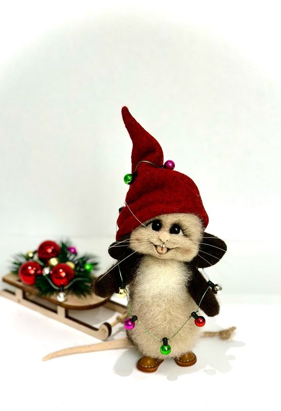 Lille frøken julemus. H. 20cm