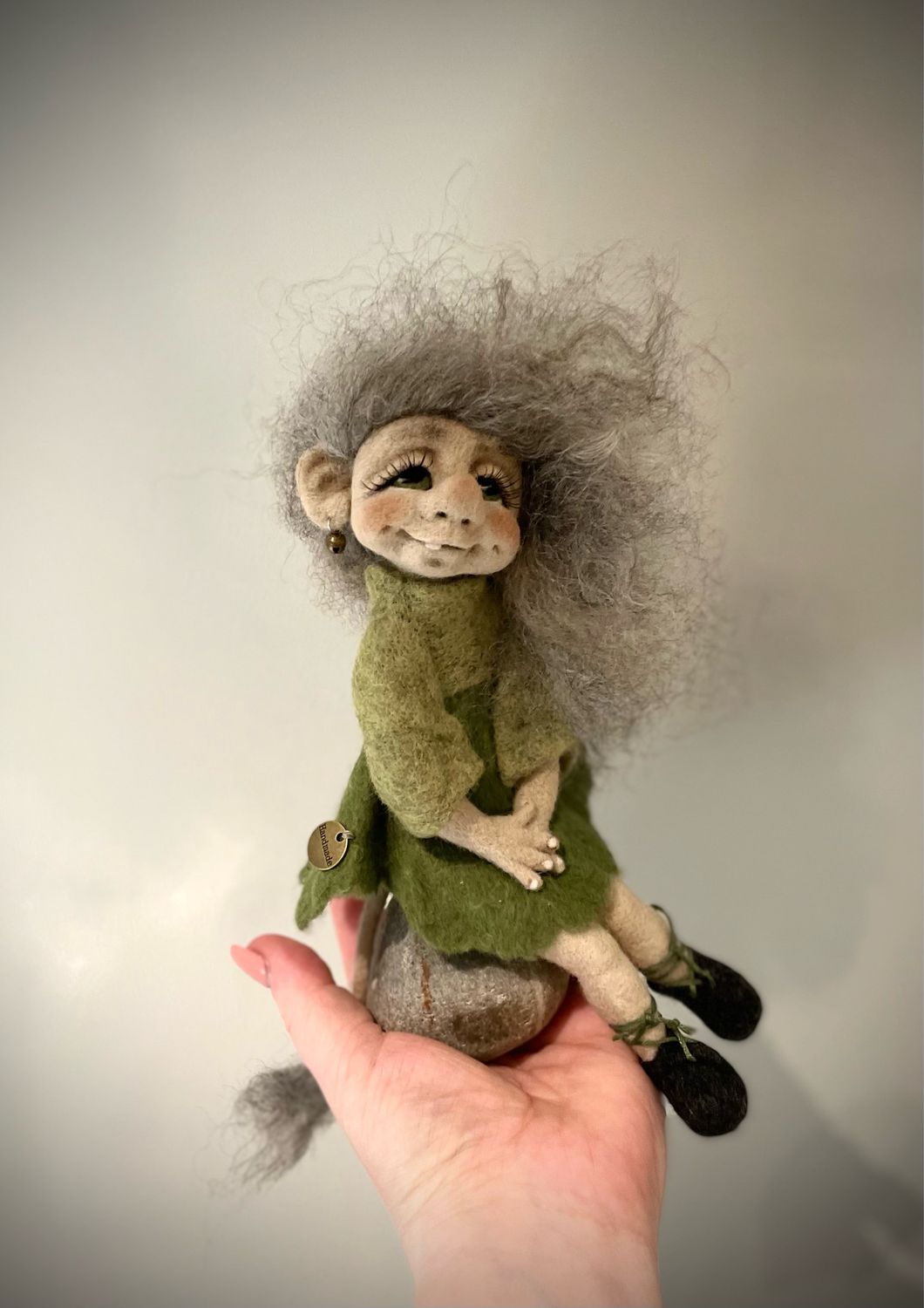 Trolljenta Blyg, 20cm høy