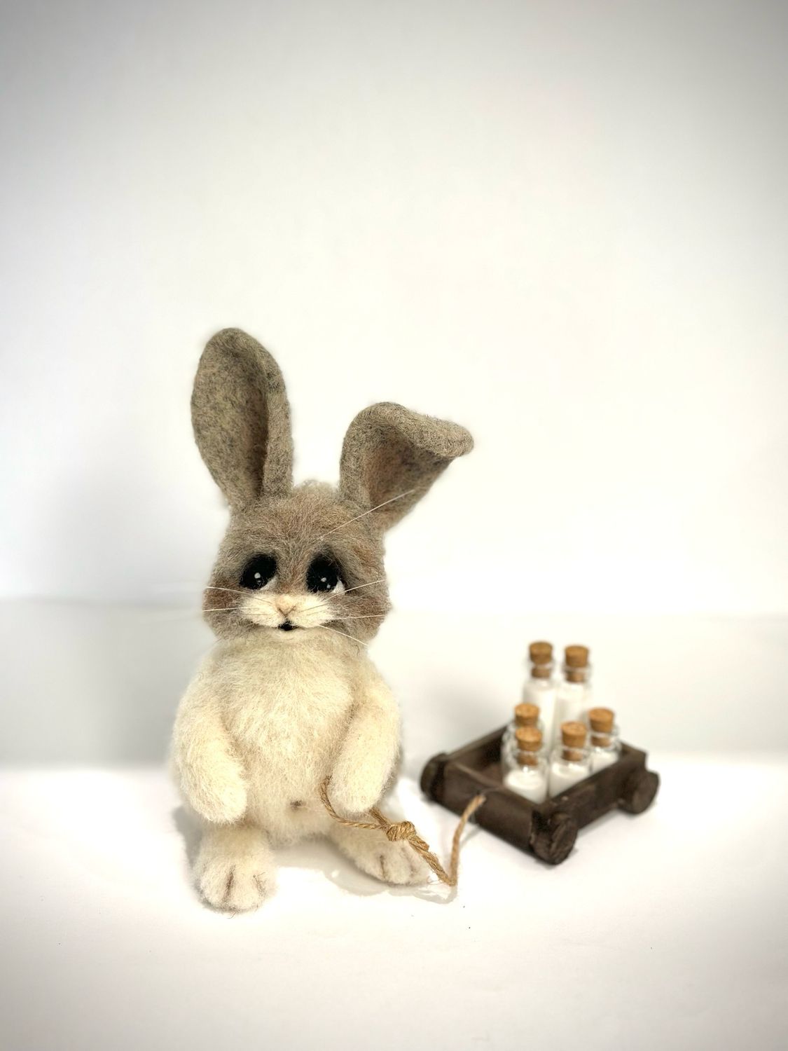 Påskeharen Felix. Bestilling,ikke til salgs!