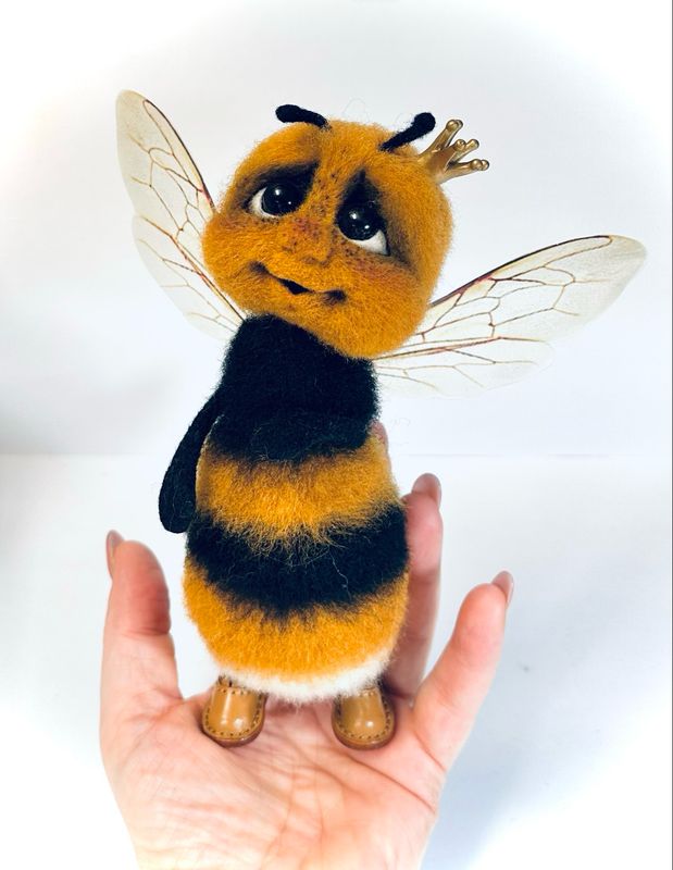 Humle dronninga 18cm