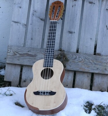 Roos Prisma Tenor 8-strenger ukulele SM-PMM-T8