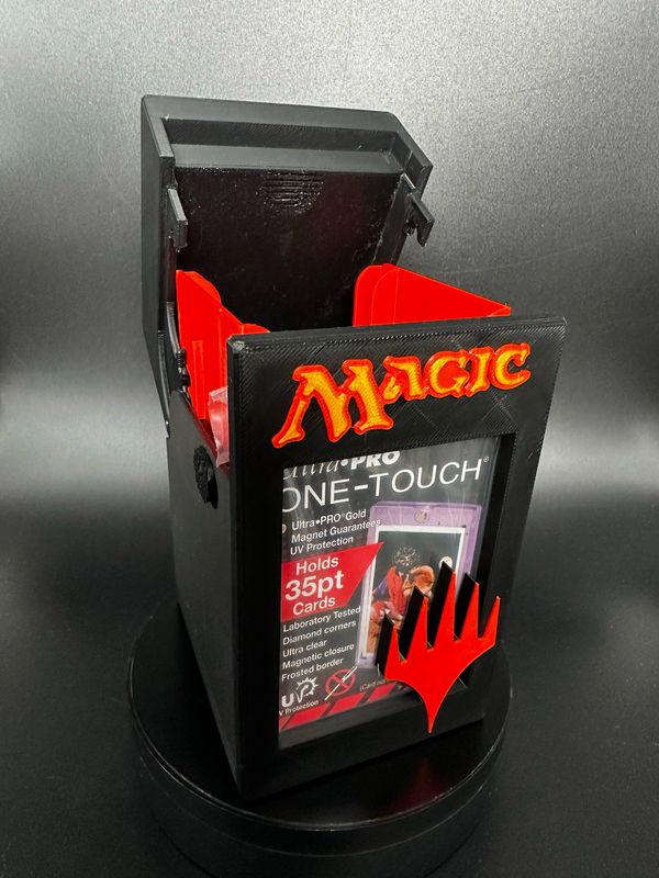 Magic The Gathering Deck Box and Dice Container