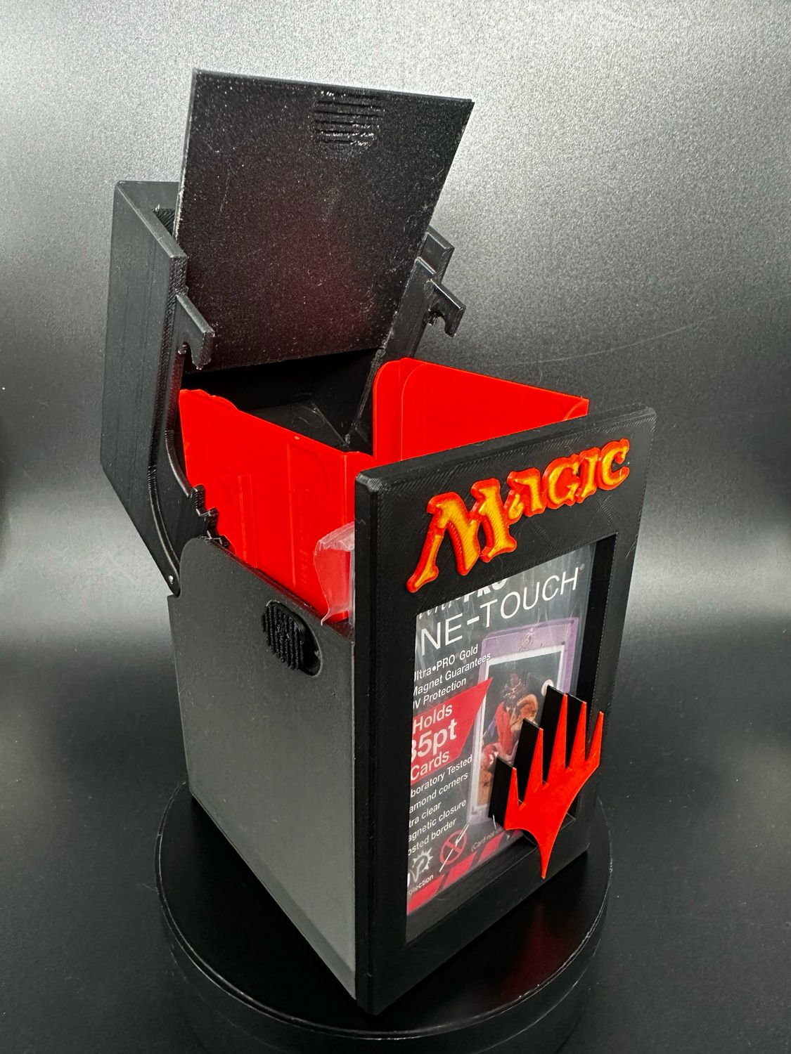 Magic The Gathering Deck Box and Dice Container