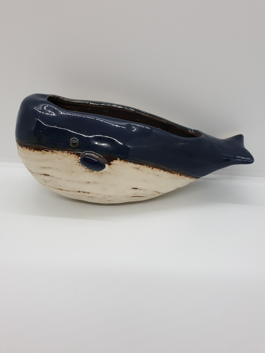 CERAMIC WALL MOUNTED WHALE PLANTER