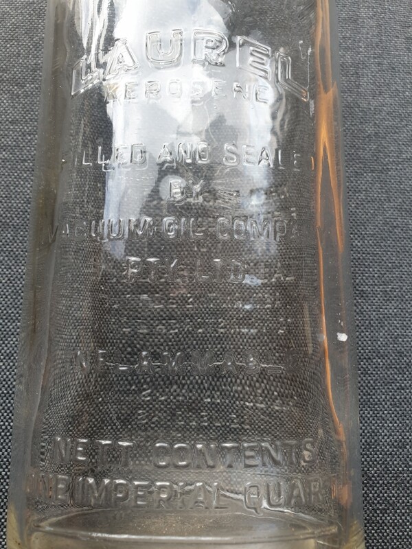 LAUREL KEROSENE ONE IMPERIAL QUART BOTTLE PEGASUS