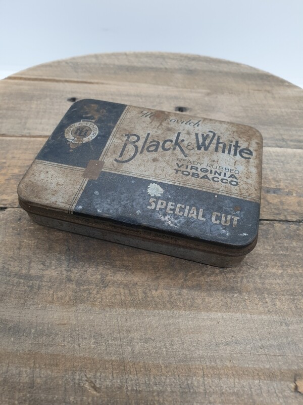 BLACK & WHITE SPECIAL CUT 2 OZ NET TOBACCO TIN