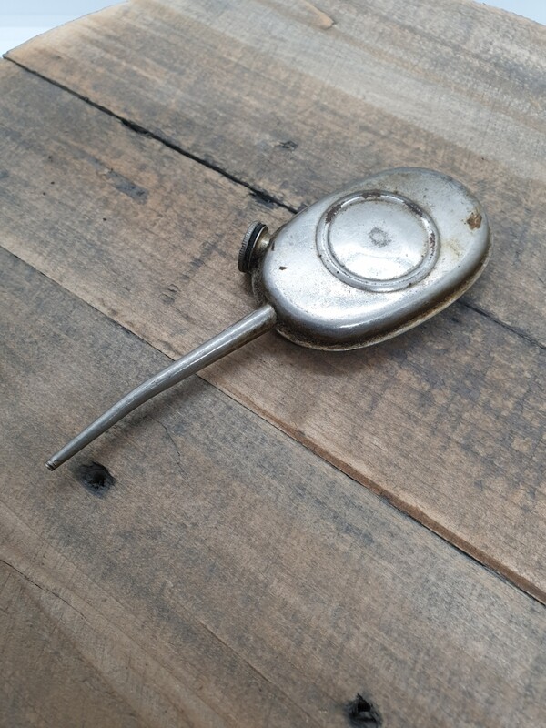 THUMB OILER VINTAGE