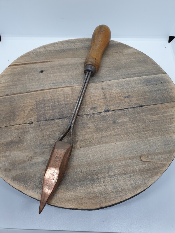 COPPER SOLDERING IRON NO.6 MOORE & WRIGHT SHEFFIELD ENGLAND