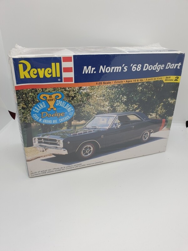 REVELL MR.NORM'S 68 DODGE DART  MODEL NEW OLD STOCK 2000