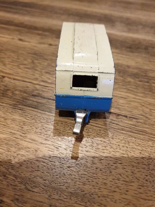 DINKY TOYS CARAVAN