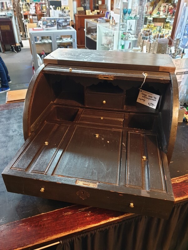 VINTAGE TABLE TOP ROLL TOP COMPARTMENT CABINET