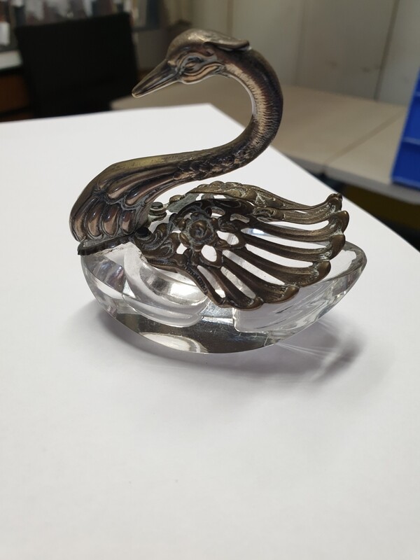 835 SILVER & GLASS SWAN SALT CELLAR