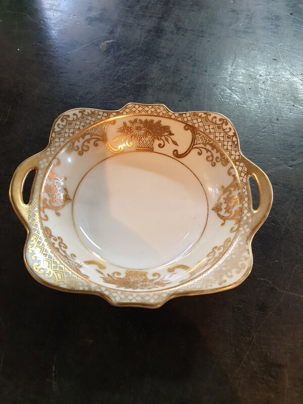 NORITAKE DISH