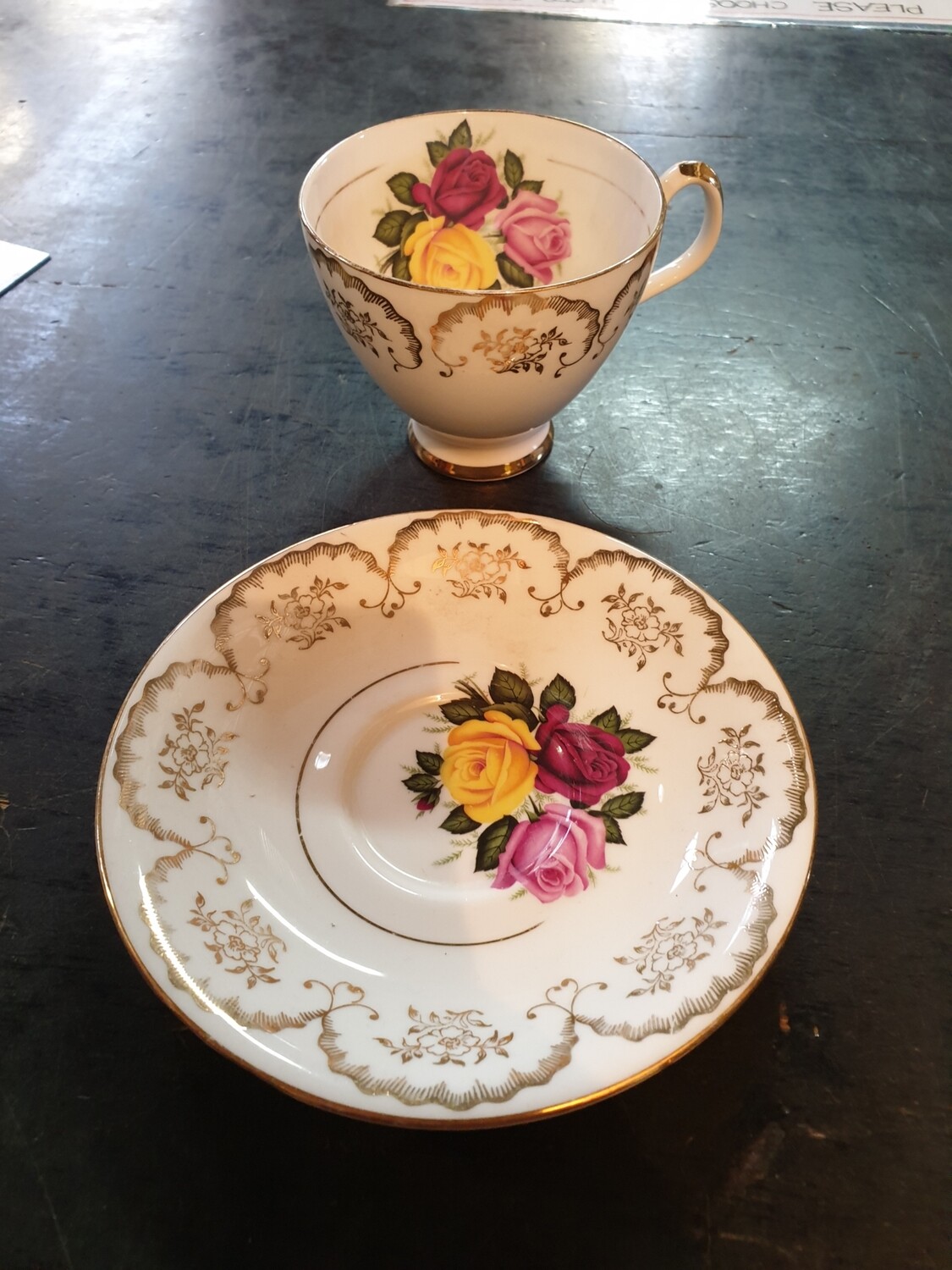 IMPERIAL FINE ENGLISH CHINA 22KT GOLD ROSES CUP & SAUCER Store The
