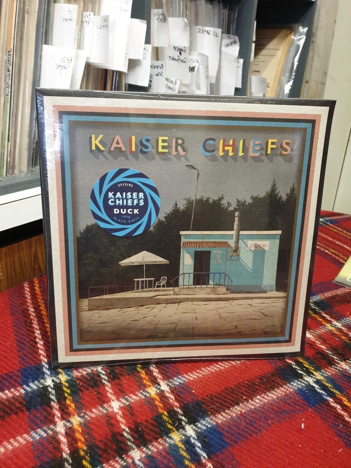 KAISER CHIEFS   DUCK "NEW"