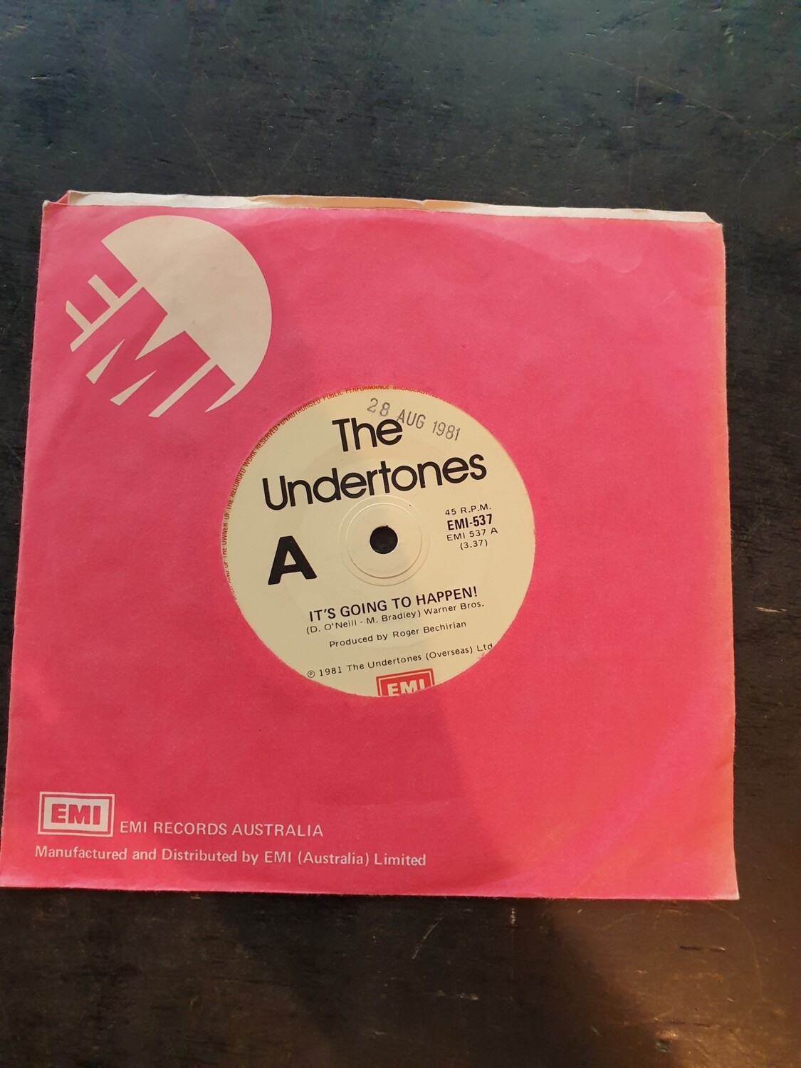 THE UNDERTONES  IT'S GOING TO HAPPEN 7"SINGLE