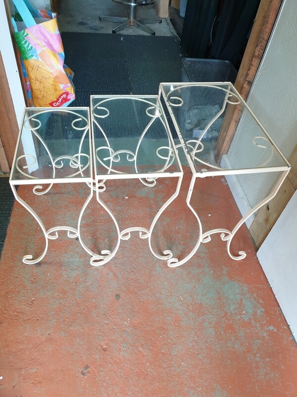 RETRO VINTAGE NEST TABLES