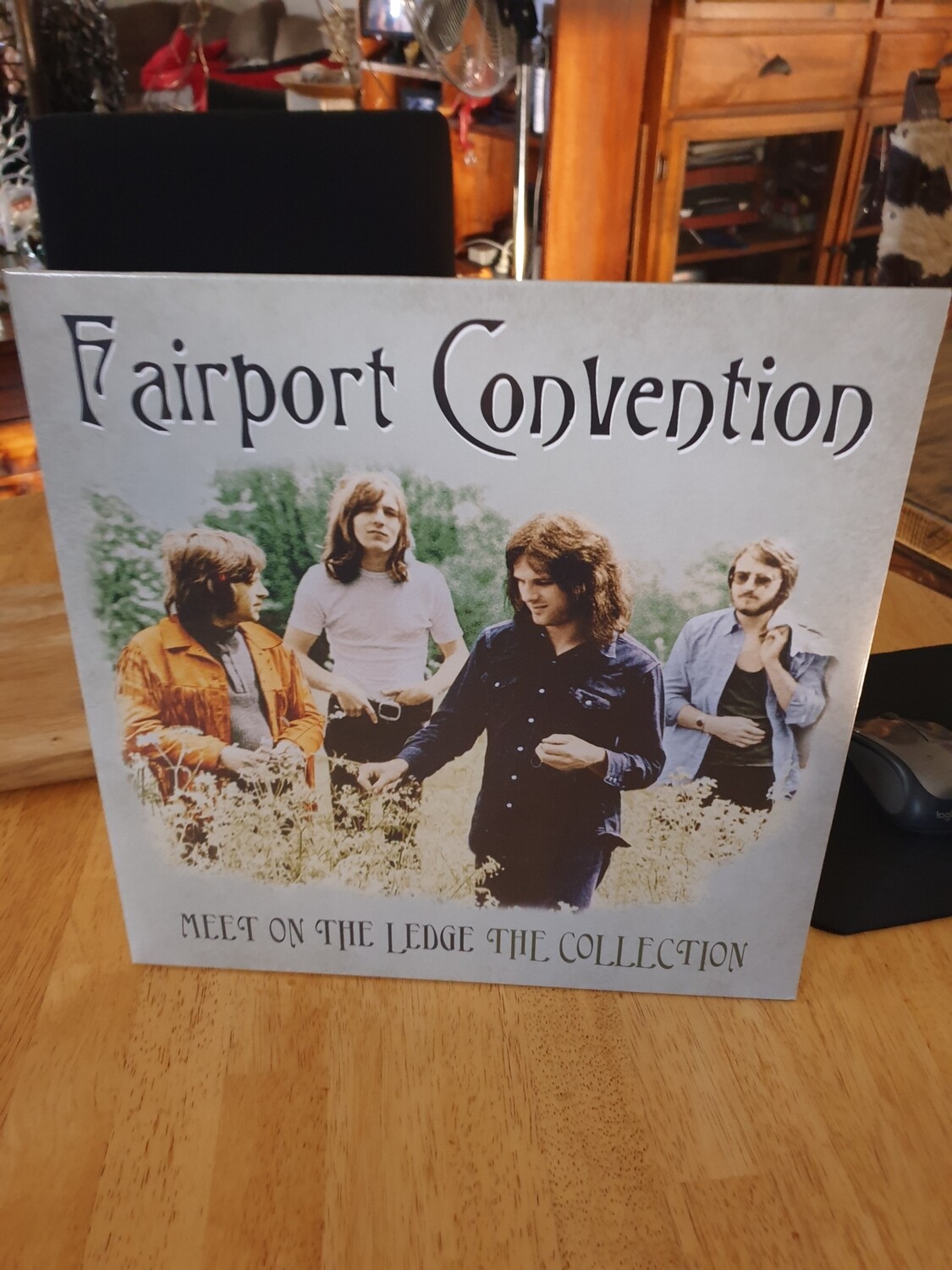 FAIRPORT CONVENTION MEET ON THE LEDGE NEW FAIRPORT CONVENTION MEET ON THE LEDGE NEW