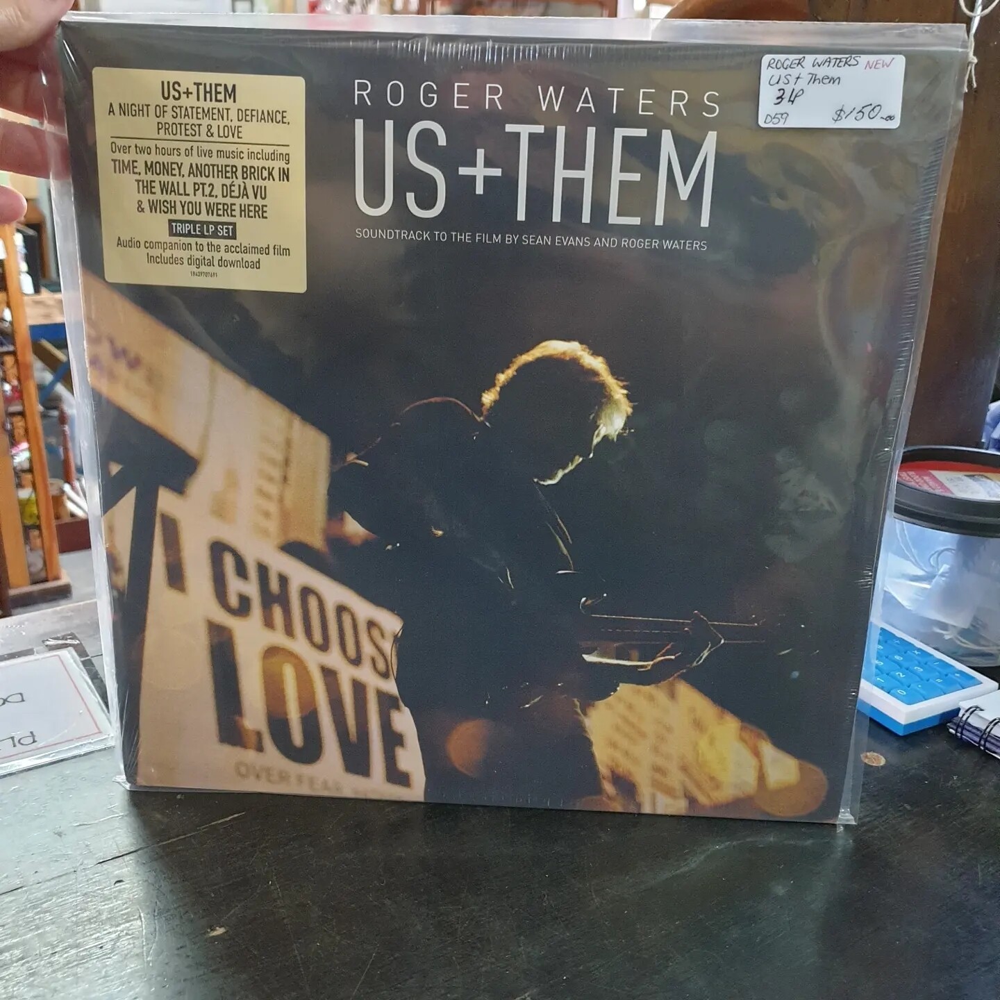 ROGER WATERS US +THEM 3LP NEW