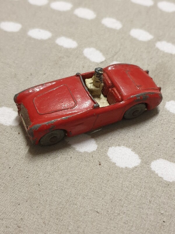 BUDGIE MORESTONE AUSTIN HEALEY NO.16