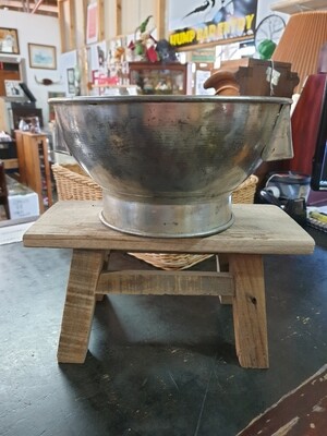 VINTAGE FRENCH METAL MIXING BOWL WITH HANDLES