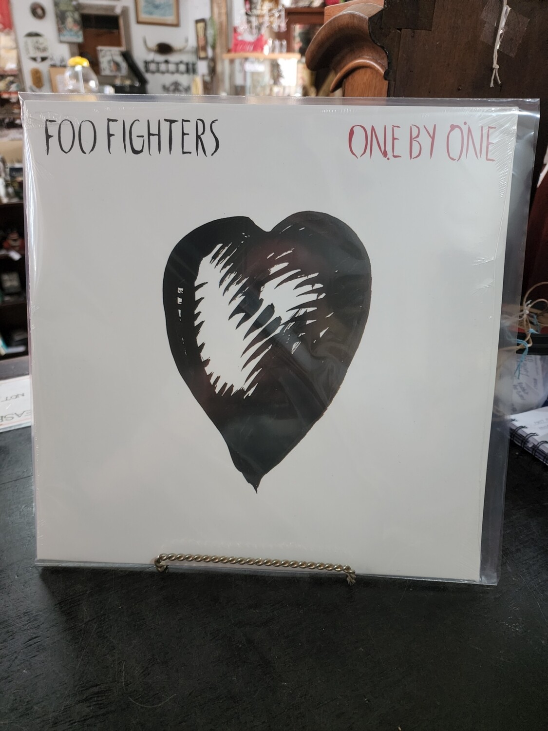 FOO FIGHTERS ONE BY ONE "NEW"