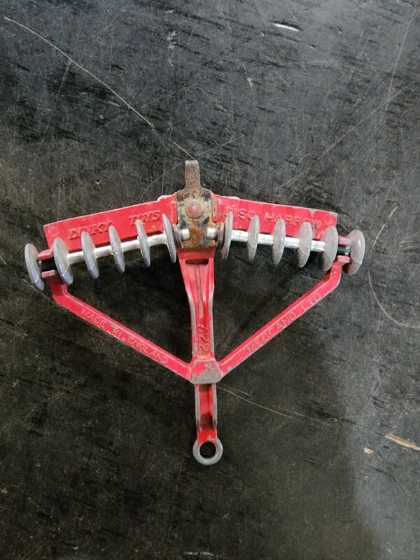 DINKY TOYS DISC HARROW