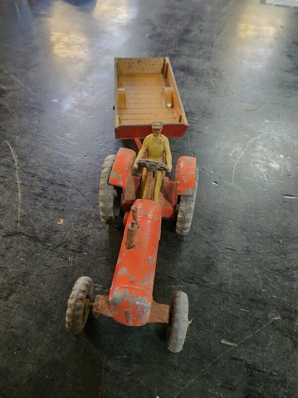 DINKY TOYS MASSEY HARRIS TRACTOR & HALESOWEN TRAILER