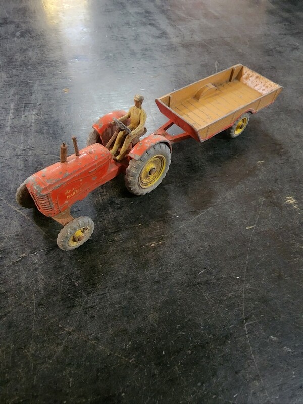 DINKY TOYS MASSEY HARRIS TRACTOR & HALESOWEN TRAILER