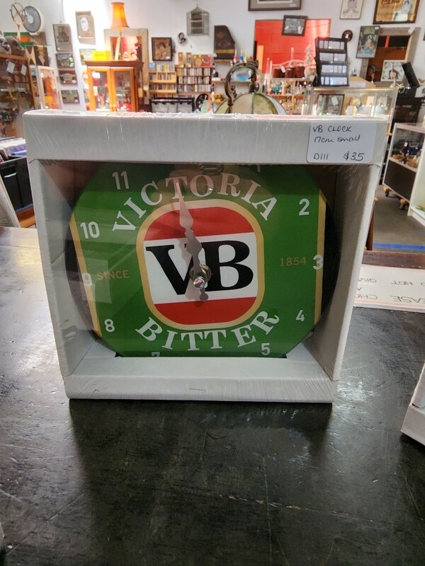 VB GLASS CLOCK 17CM "NEW"