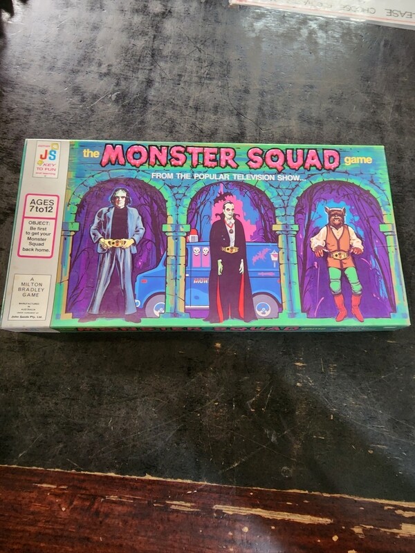 MONSTER SQUAD BOARD GAME 1977 RARE NEAR NEW
