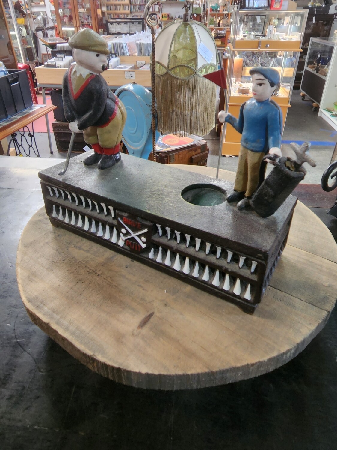 GOLF BIRDIE PUTT CAST IRON MECHANICAL MONEY BANK