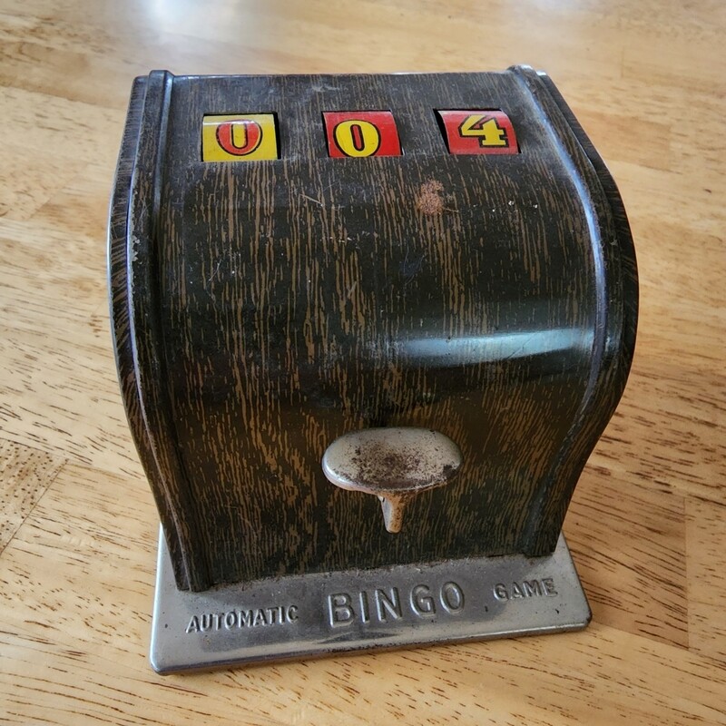 1950'S TIN LITHO AUTOMATIC BINGO GAME