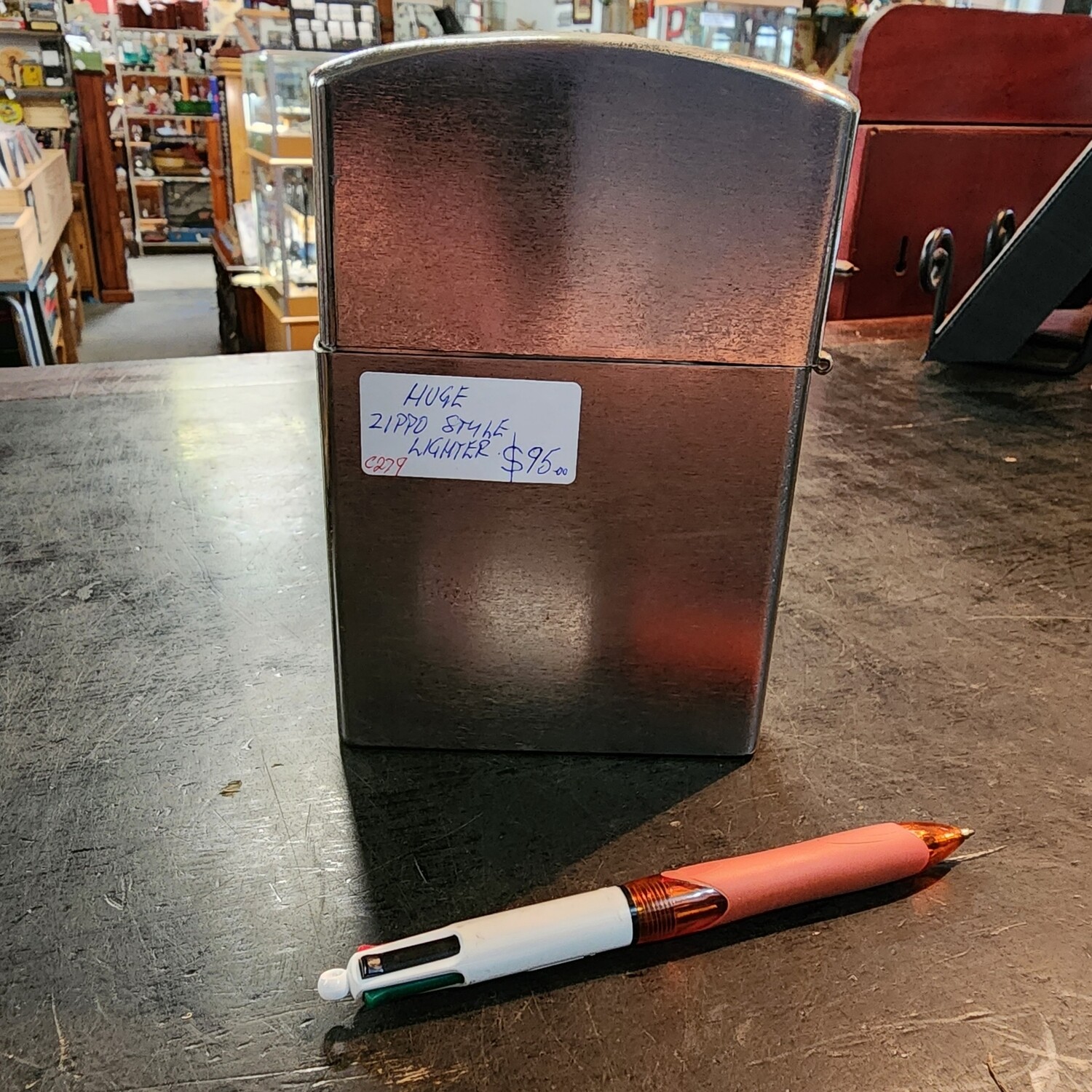 HUGE ZIPPO STYLE DISPLAY LIGHTER