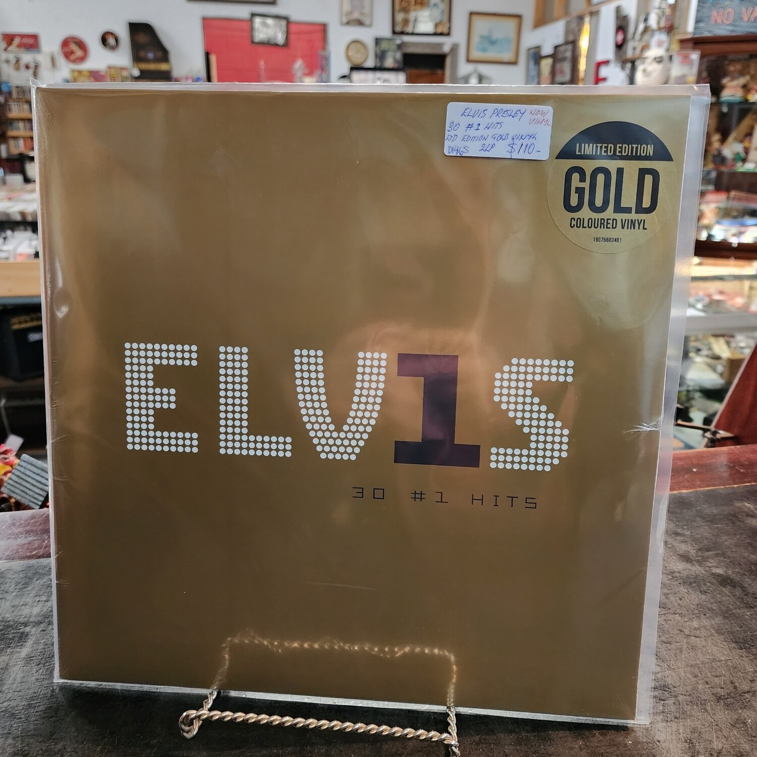 ELVIS PRESLEY 30 # 1 HITS 2LP LIMITED EDITION GOLD VINYL ELVIS PRESLEY 30 # 1 HITS 2LP LIMITED EDITION GOLD VINYL