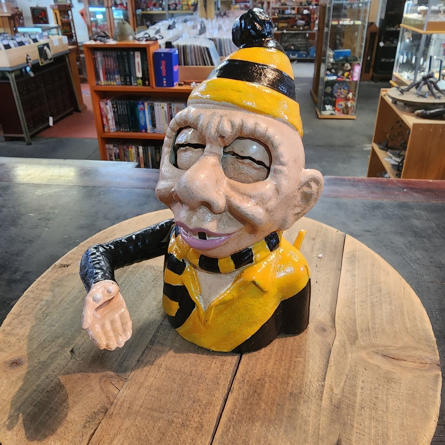 RICHMOND ONE EYED CAST IRON MECHANICAL MONEY BANK