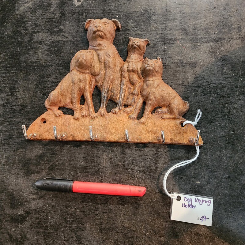 DOG KEY HOLDER CAST IRON