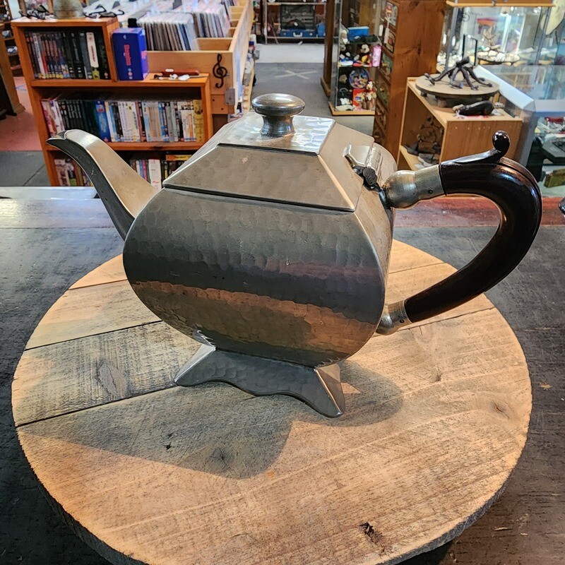 ENGLISH SHEFFIELD RELIABLE PEWTER TEAPOT