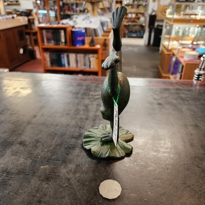 CAST IRON HANDSTAND FROG ON LILYPAD