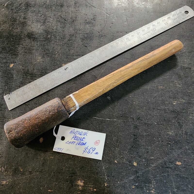 ANTIQUE CAST IRON PESTLE