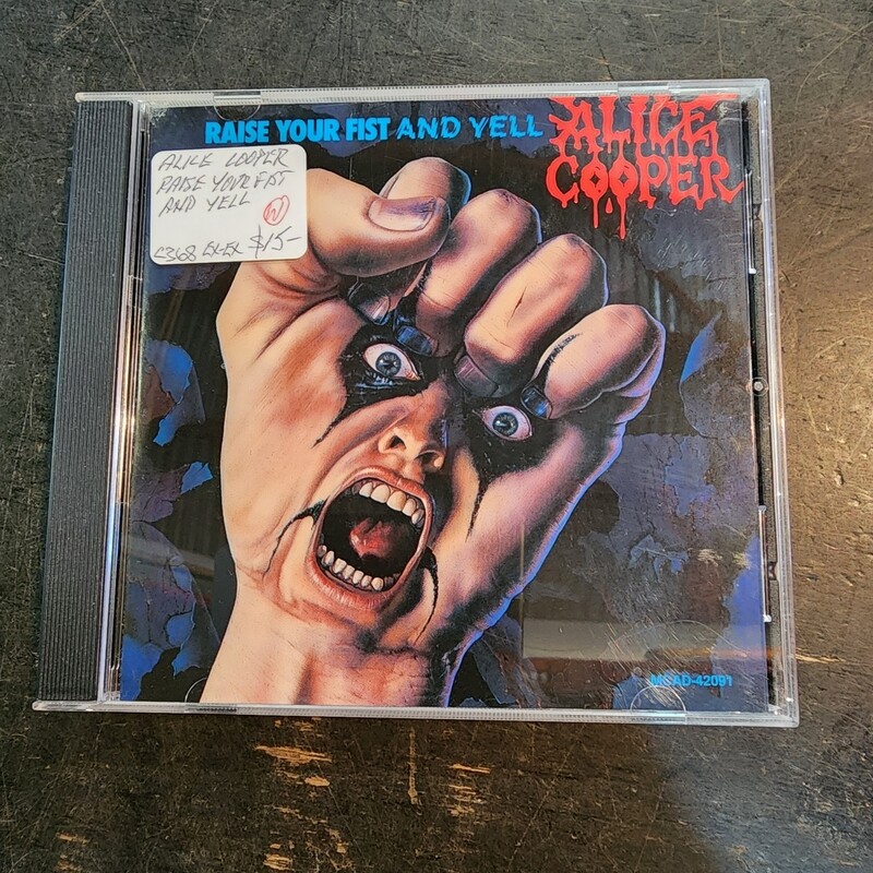 ALICE COOPER  RAISE YOUR FIST AND YELL CD