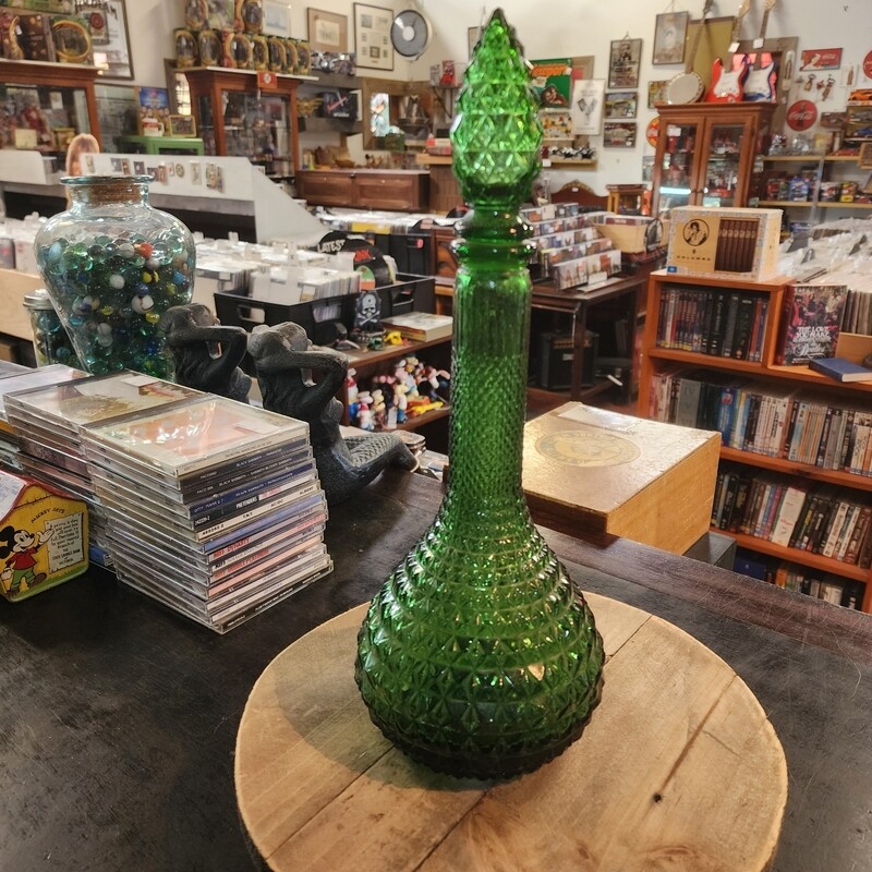 GENIE BOTTLE GREEN DIAMOND PATTERN