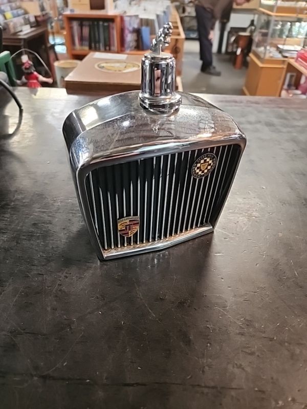 JAGUAR GRILL DECANTER