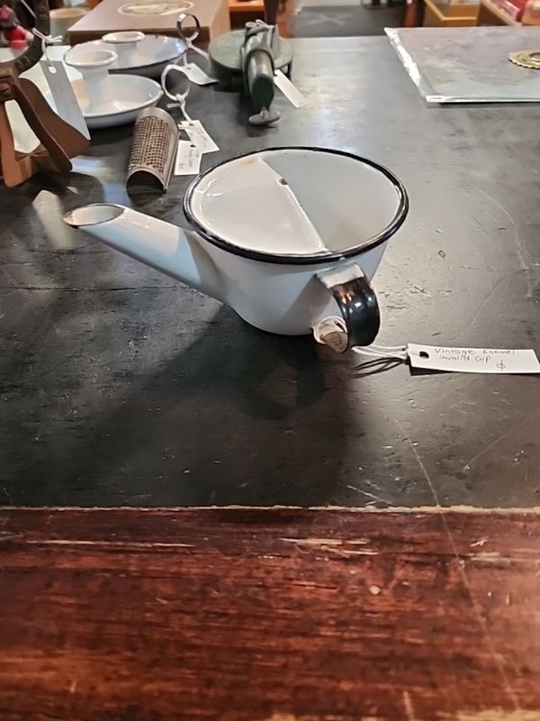 VINTAGE ENAMEL INVALID CUP