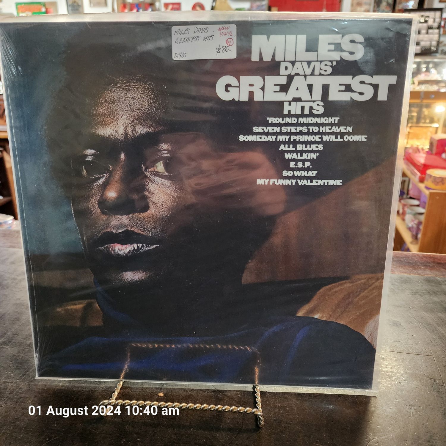 MILES DAVIS GREATEST HITS