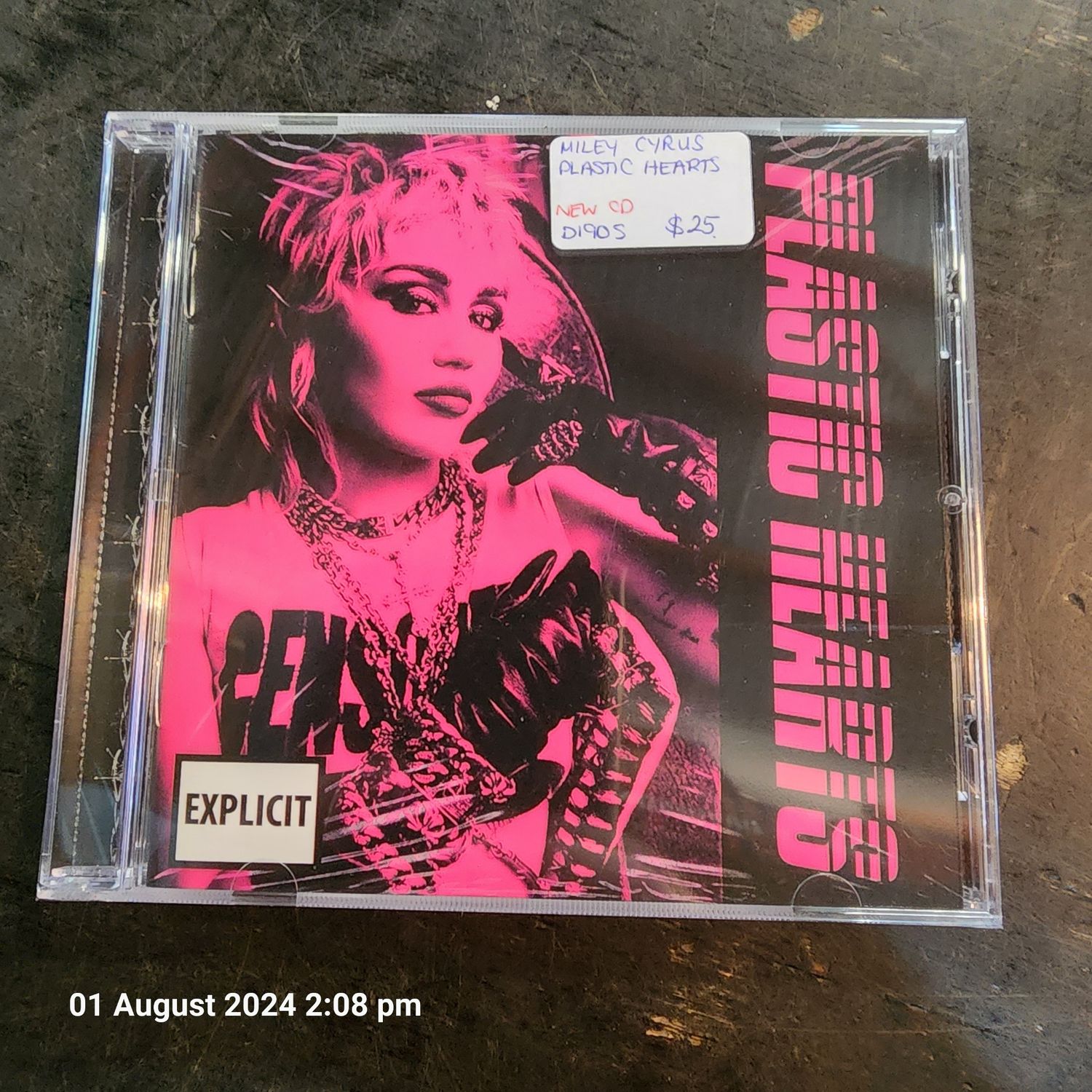 MILEY CYRUS PLASTIC HEARTS CD NEW
